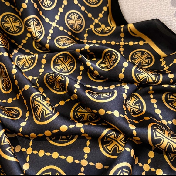 High quality long silk satin scarf 🧣 - Picture 5 of 6